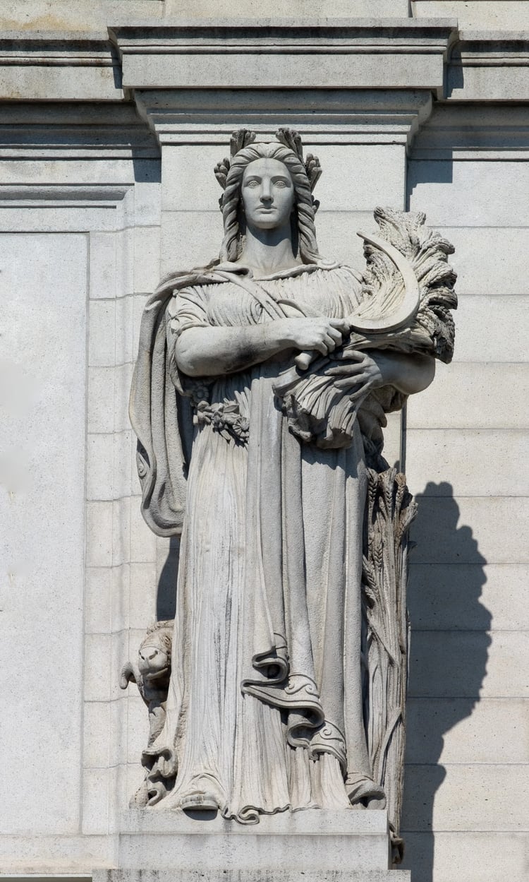 Statue outside of Union Station